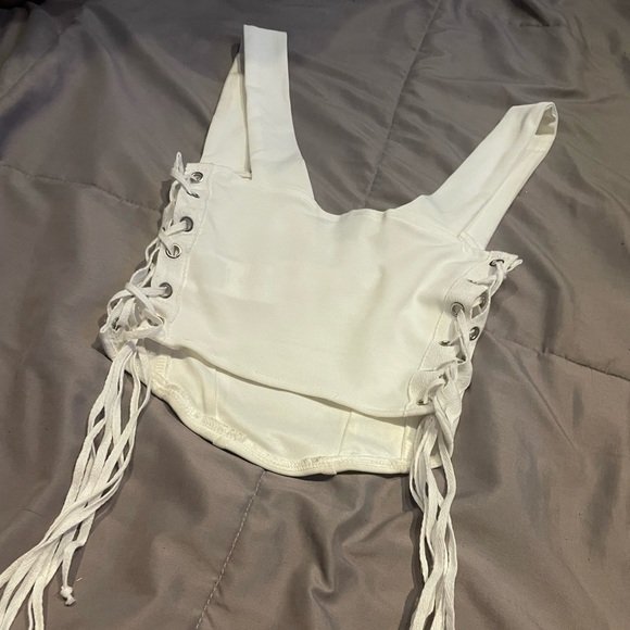 White stringed top - Picture 3 of 4